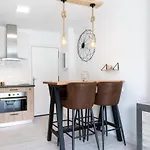 Home2book Modern Americas Pool&terrace 阿罗纳