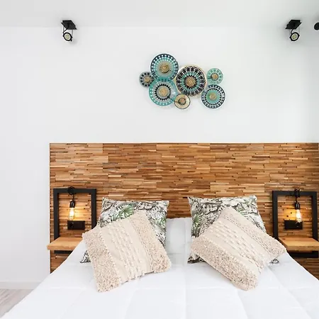 Apartment Home2book Modern Americas Pool&terrace *