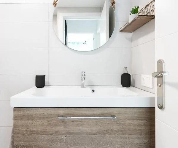 Home2book Modern Americas Pool&terrace