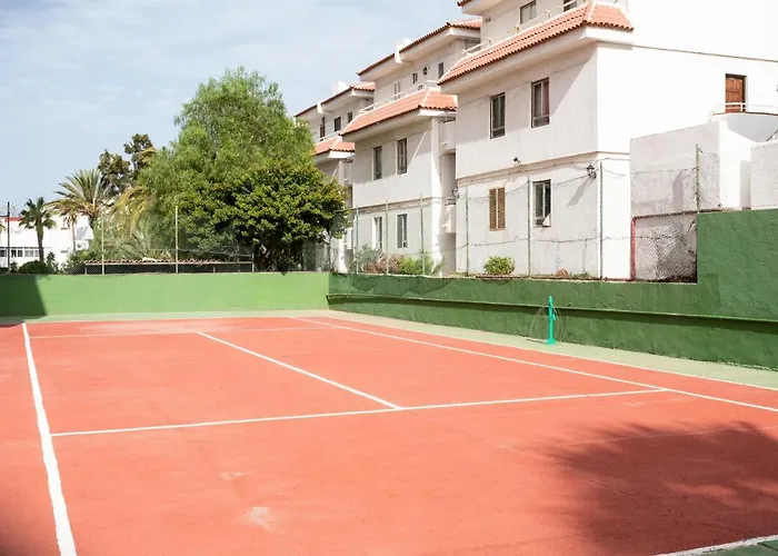 Home2book Modern Americas Pool&terrace ארונה